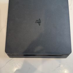 Slim PS4