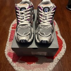 Balenciaga Multicolor Runner Size 11