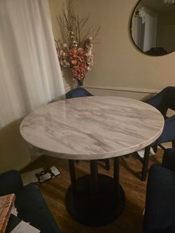 Kitchen table