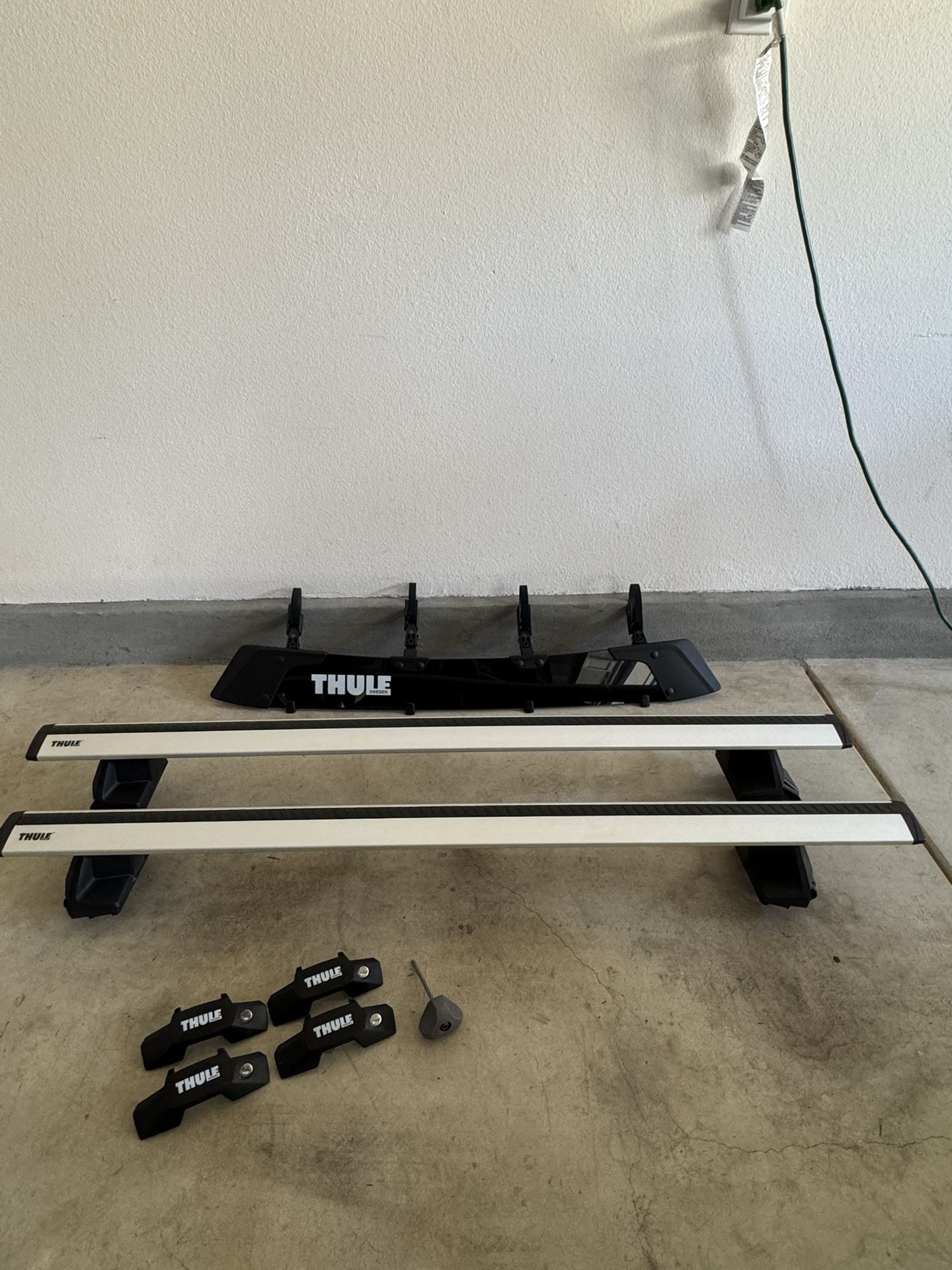 Thule Bars, Pegs, Lock/keys, and Wind Fairing