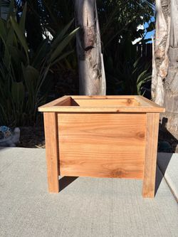 Square Cedar Wood Planter - Cherry Tomato, Peppers, etc.