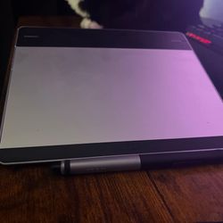 Small Digital Art Drawing tablet (Wacom)  