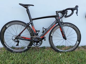 🚴🏻 BH G7 Pro Carbon Road Bike — Size 55  Race-Bred Aero Carbon Road Bike