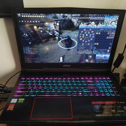 MSI GE63 Raider RBG 9SE Gaming Laptop