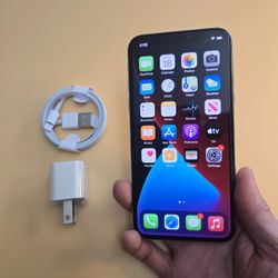 Apple iPhone X - UNLOCKED - Like New  
