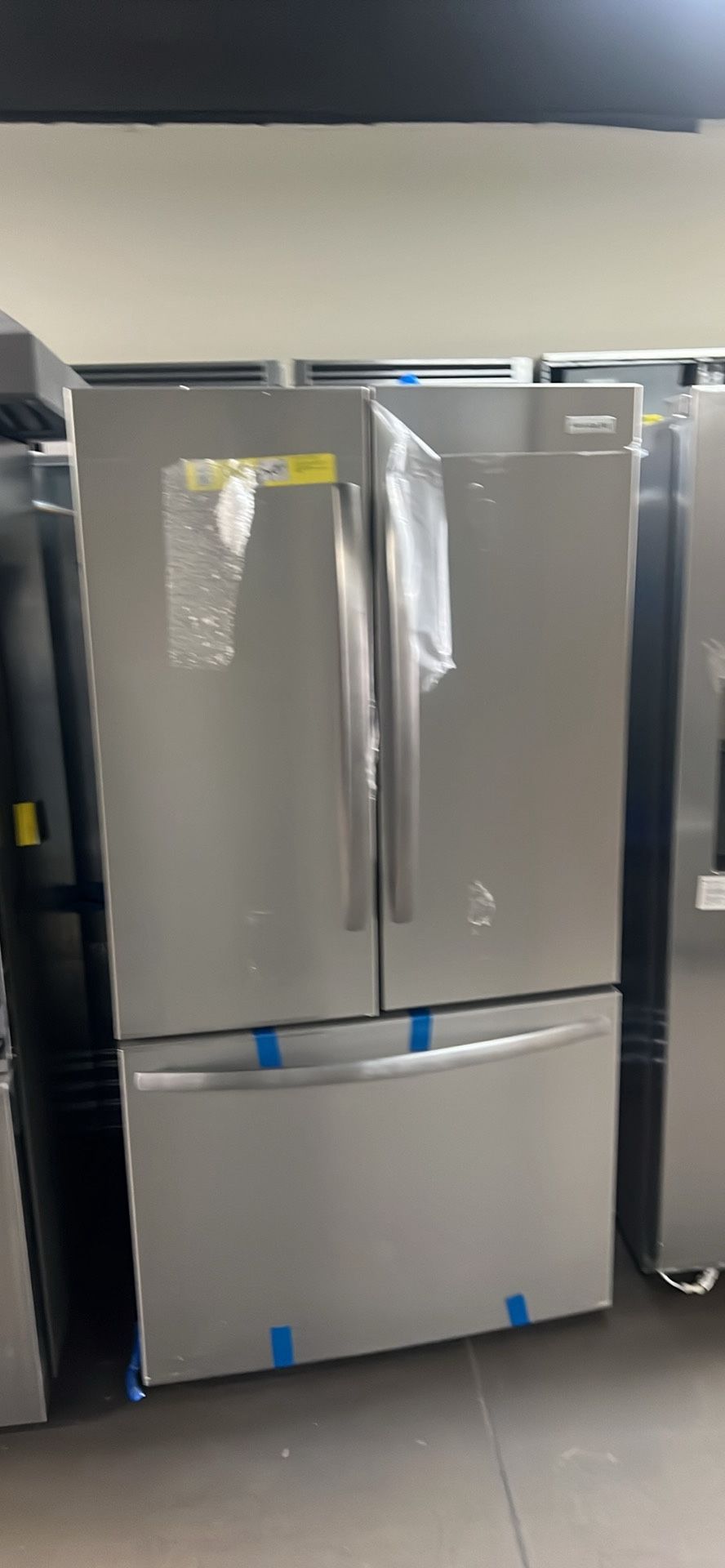 New Open Box Frigidaire French Style Stainless Steel Refrigerator With Internal Water/Ice