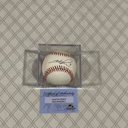 Hunter Pence Autographed Baseball w/Case