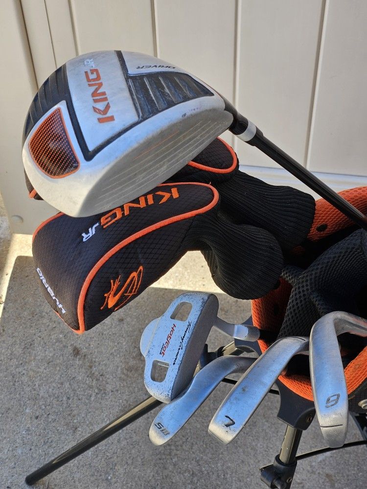 Cobra King Junior LH Golf Clubs And Bag