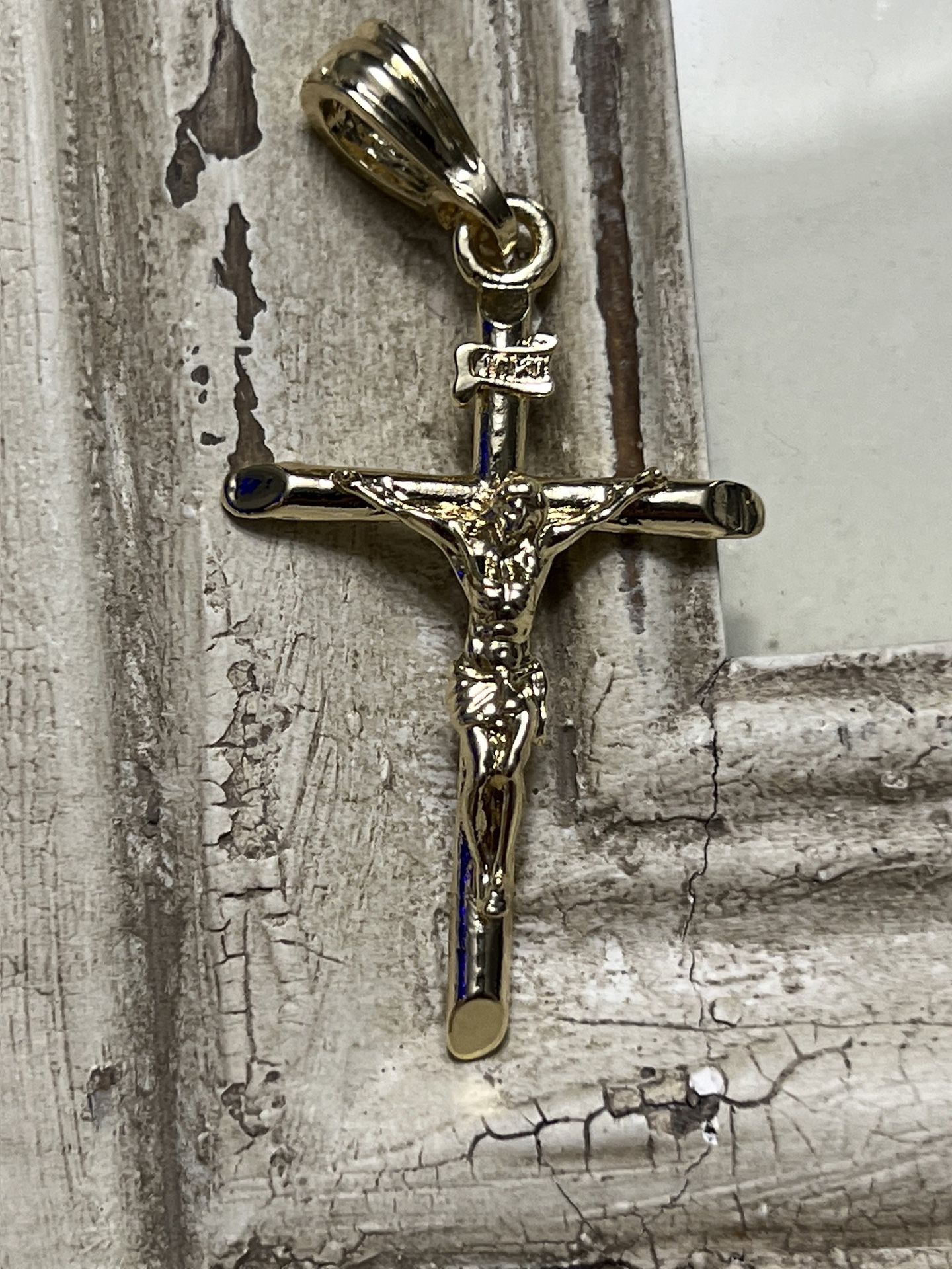 Small Cross Pendant With Jesus