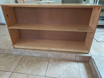 Lakeshore Shelf