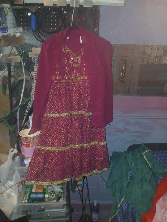 33 Piece Brand New with Tag Dress Shaw And Pants Size 30