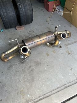 Lamborghini Huracan performante OEM Exhaust 