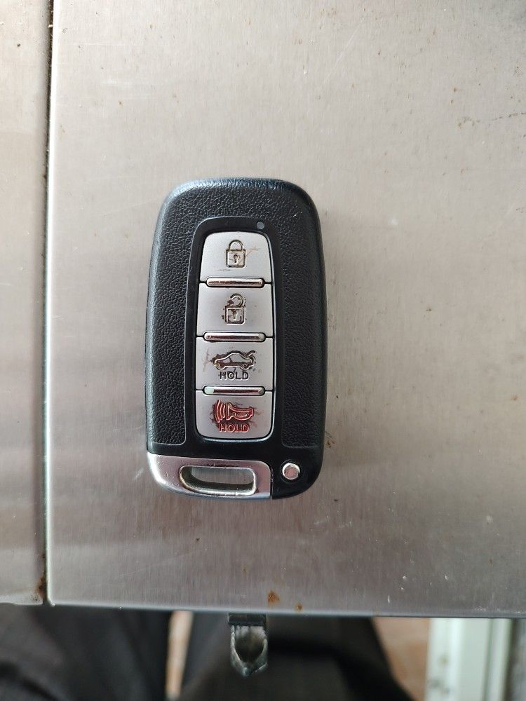 Key Fob for 2009 - 2014 Hyundai Genesis Sedan 