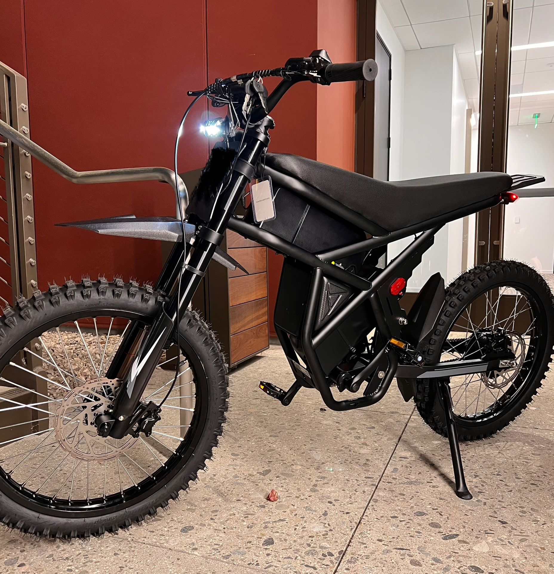GT73 Electric E-Bike Dirt Bike Style Full Suspension, 25 Inch Deal Dirt Bike Tires Chip Activated 
