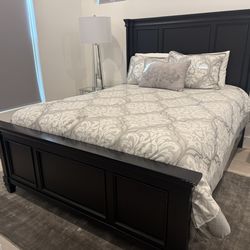 Queen Black panel bed frame, Frame and Box Spring