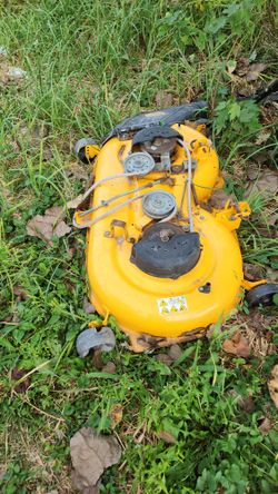 Cub Cadet Mower Deck