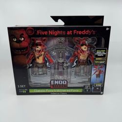 Five Nights at Freddy's Jazwares Endo Series Foxy & Withered Foxy