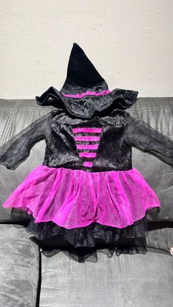 Costume