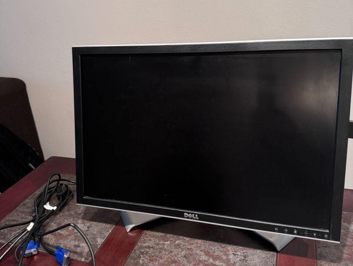 Dell UltraSharp 2408WFPb 24-inch LCD monitor
