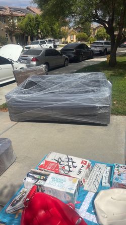 Yard sale Couch