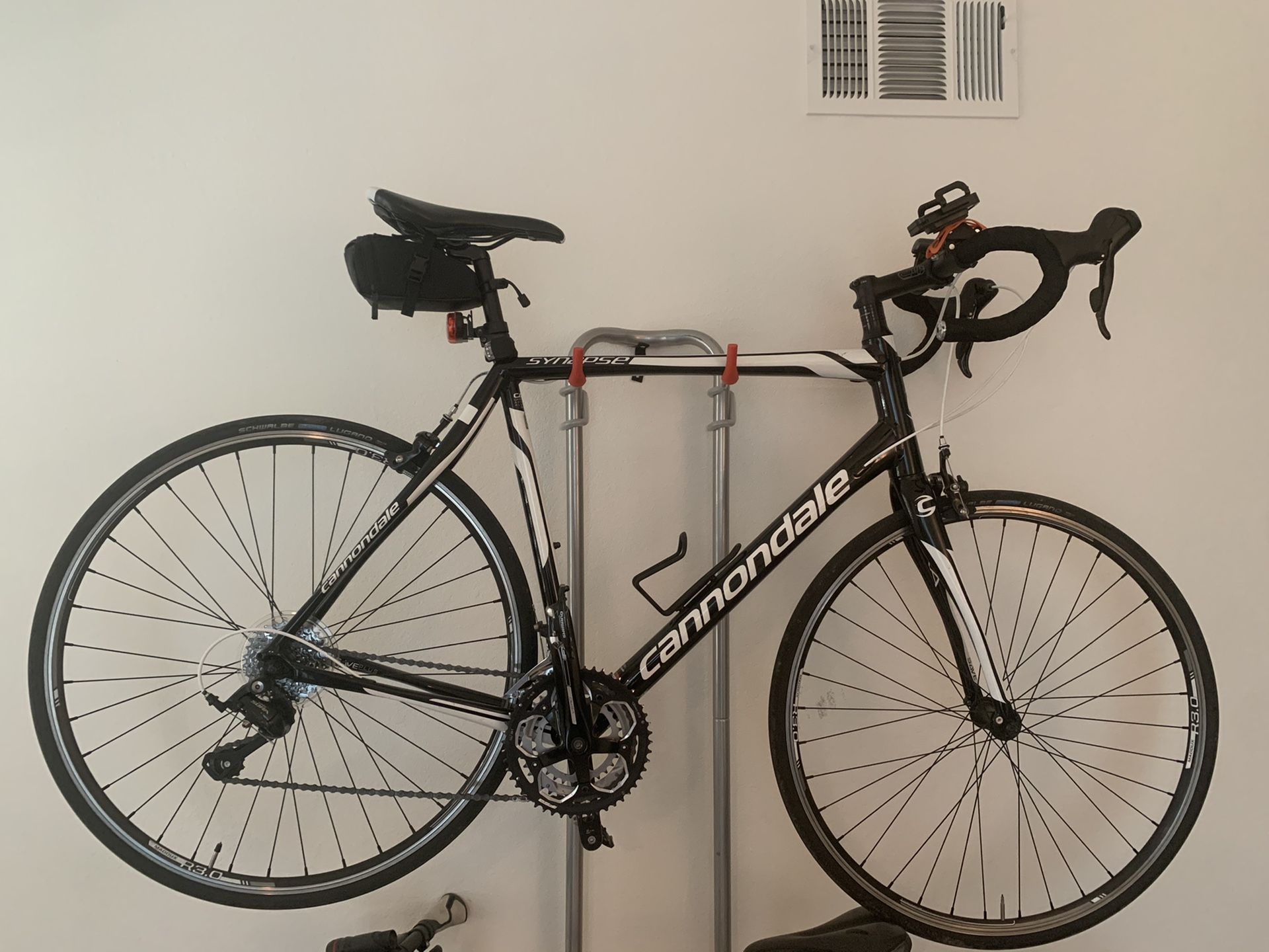 Cannondale synapse road bike