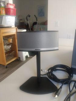 Bose Companion 5 Multimedia Speaker System – Graphite/Silver