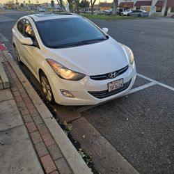 2012 Hyundai Elantra