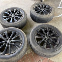 Toyota wheels with rims