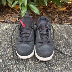 Boys Jordan Shoe Size 2y