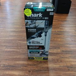 Shark Ultralight Pet Pro Vacuum