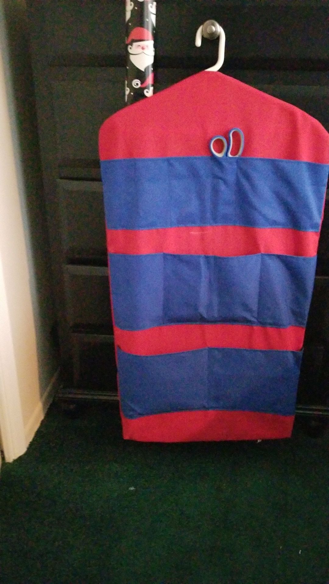 Wrap Pack hanging craft organizer