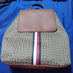 Tommy Hilfiger Woman's Brand Logo Backpack 