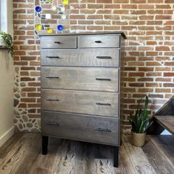 Refinished Solid Wood Ethan Allen Dresser / Chest Of Drawers 