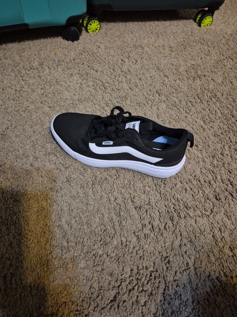 Vans Ultrarange Size 9 Men, 10.5 Women