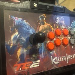 Mad Catz TE2 Arcade FightStick – Killer Instinct Edition – Xbox One / PC 