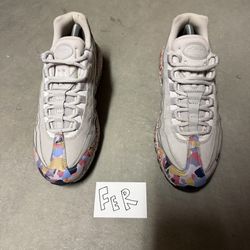 Nike AM 95 SE Vast Grey Camo Women’s 
