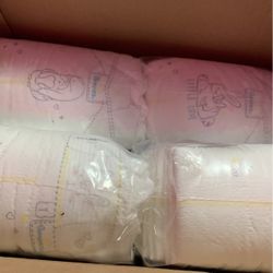 Size 1 Pampers (pampers & Huggies Brand)