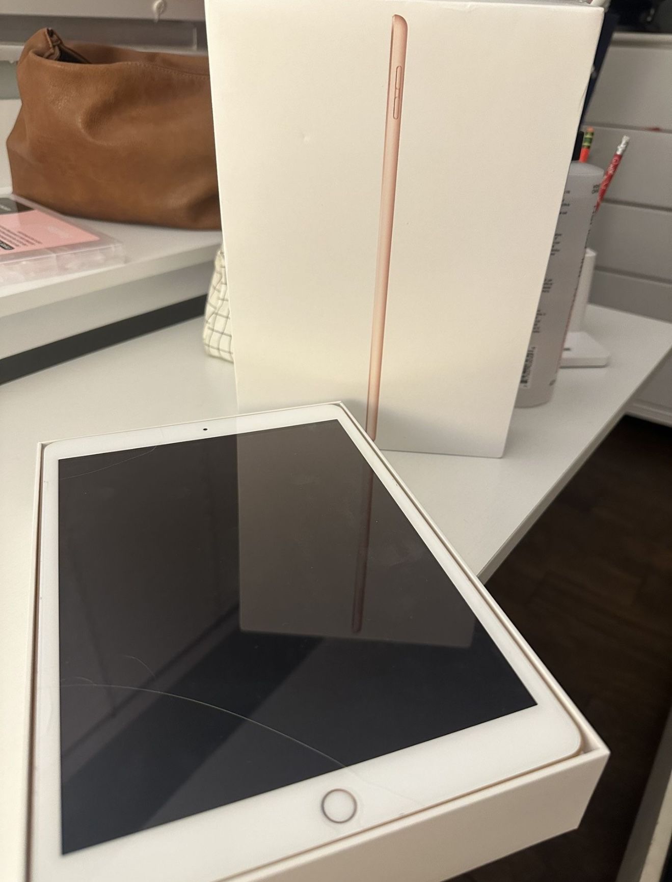 iPad 7th Generation with Box  128GB