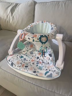 Baby Sit Me Up Seat with Toy Bar