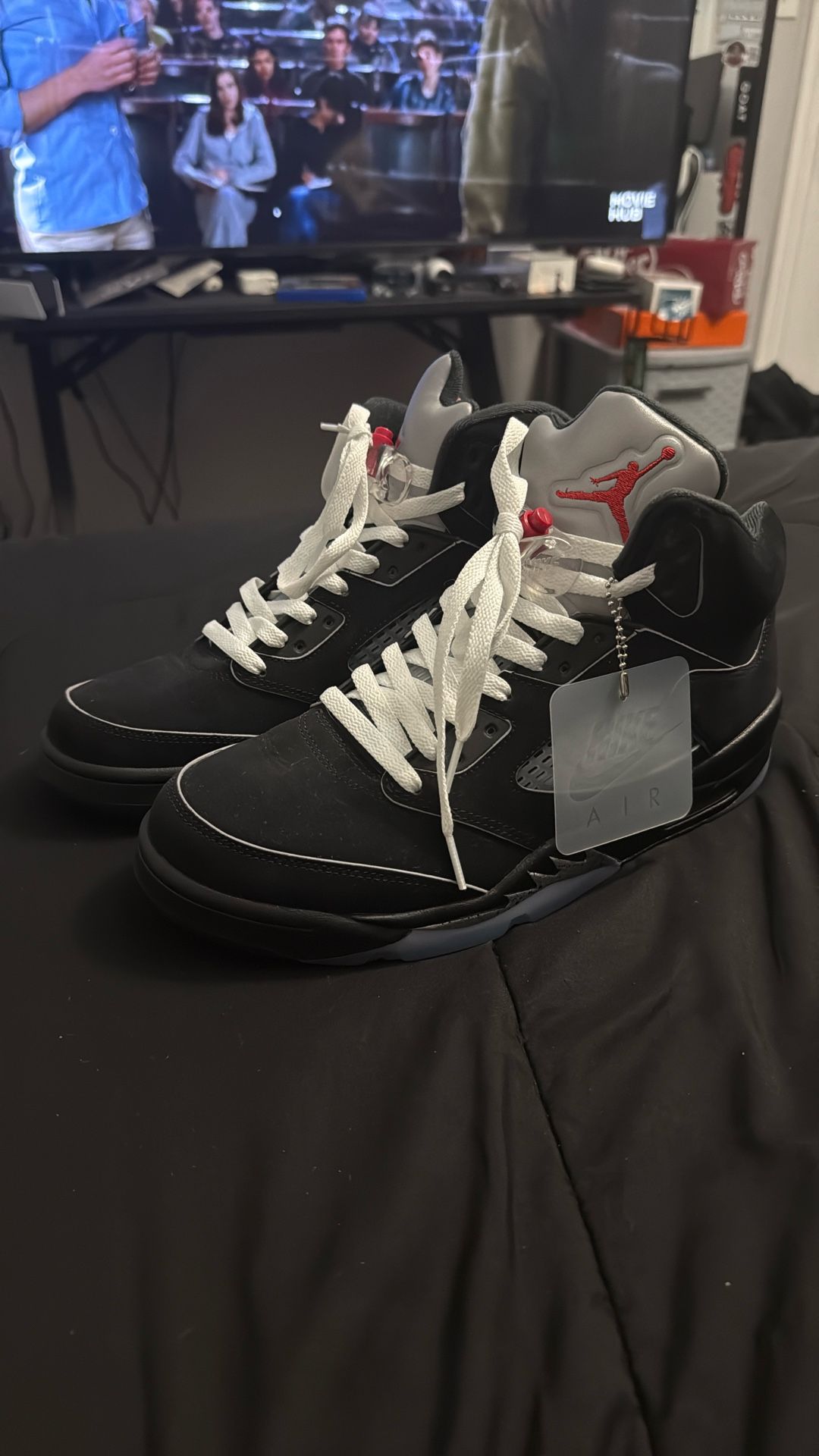 Jordan 5 Black Metallic Reimagined