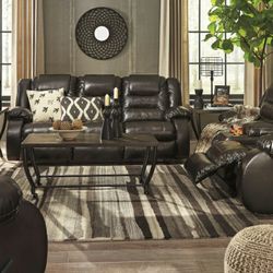 [SPECIAL] Vacherie Chocolate Reclining Living Room Set

