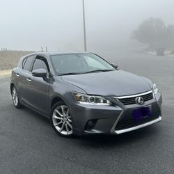 2013 Lexus CT 200h