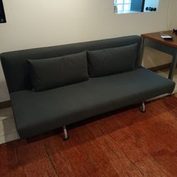 High Quality Futon With Wheels.