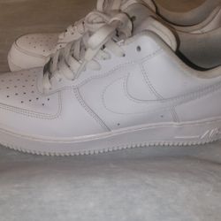 Nike Air Force 1 07 - Men's Size 10.5