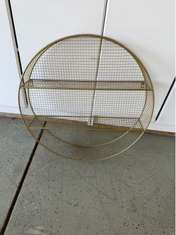 Gold Target Shelf 25$
