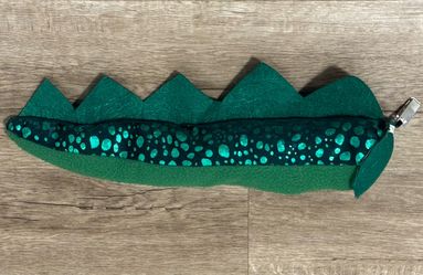 🚨Bargain: 🎃🦖 Halloween Dragon/Dinosaur Plush Stuffed Tail, Clip-On (new)