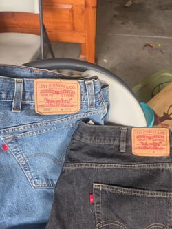 Levi's size 40x32and42x32