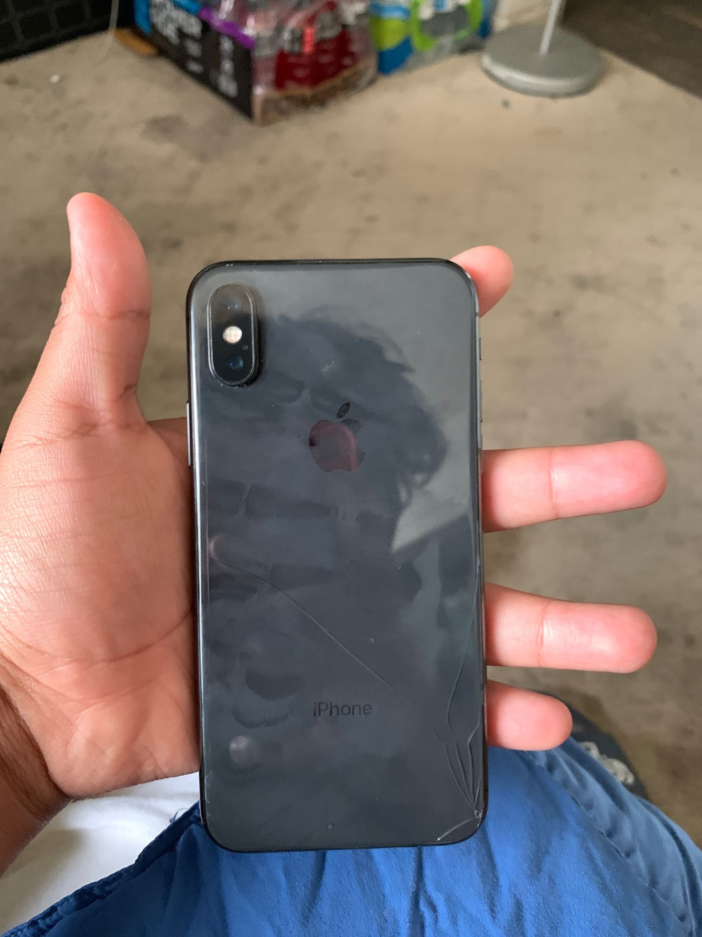 iPhone X