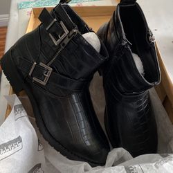 Women’s Black Booties Sz 8