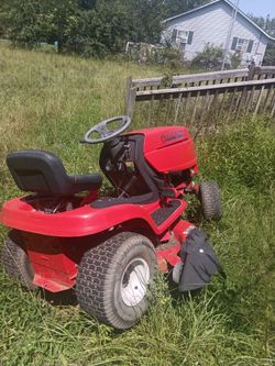 Troy-Bilt Super Bronco Riding Mower (Runs Great!) + Bonus Parts Mower